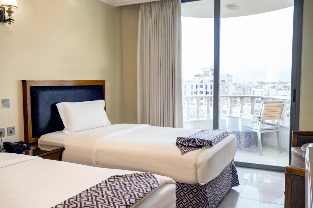 Dweik Hotel Luxury 3 Акаба Екстер'єр фото